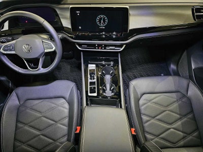 2026 Volkswagen Atlas Cross Sport 2.0T SE w/Technology 4MOTION