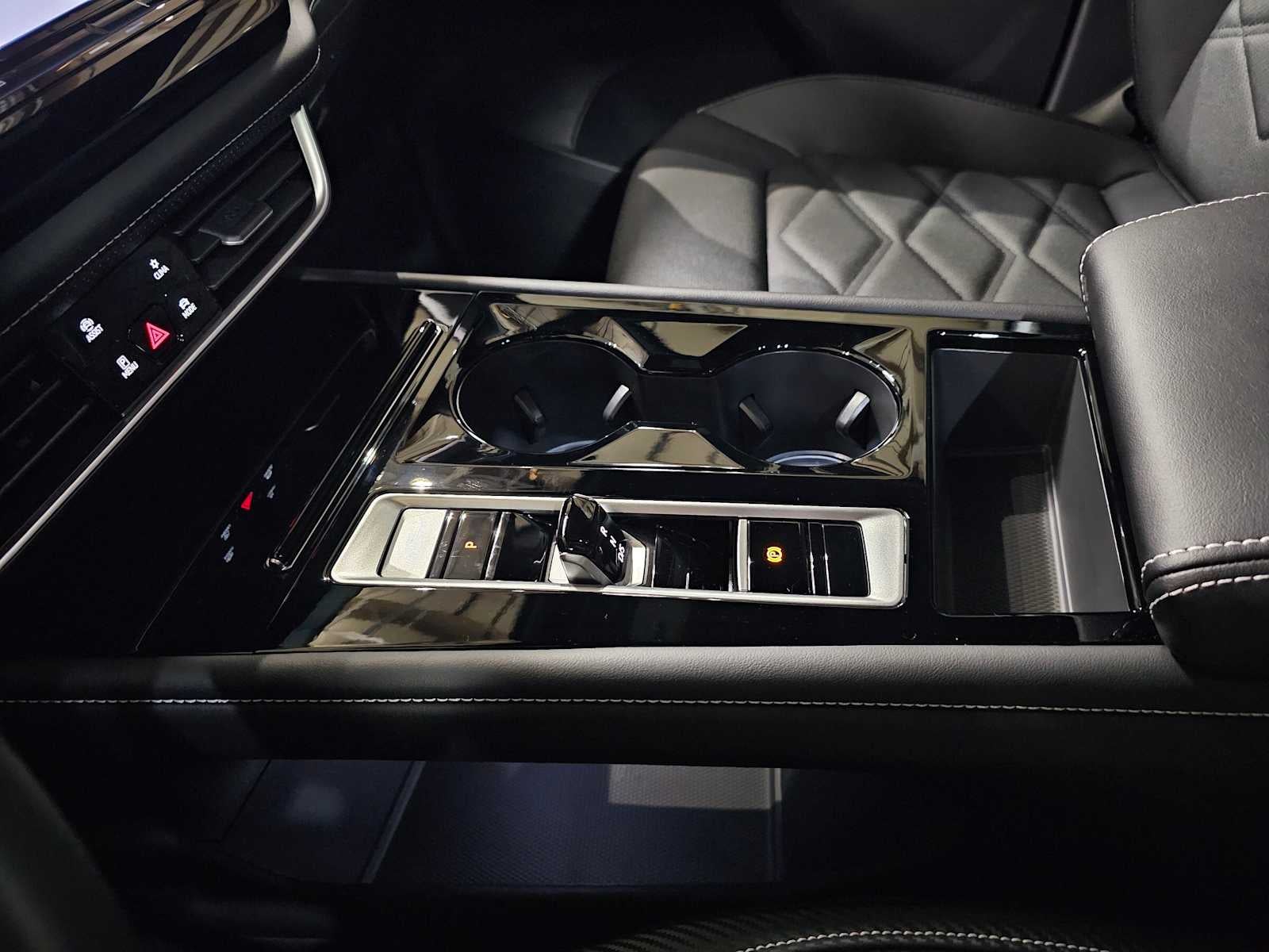 2026 Volkswagen Atlas Cross Sport 2.0T SE w/Technology 4MOTION