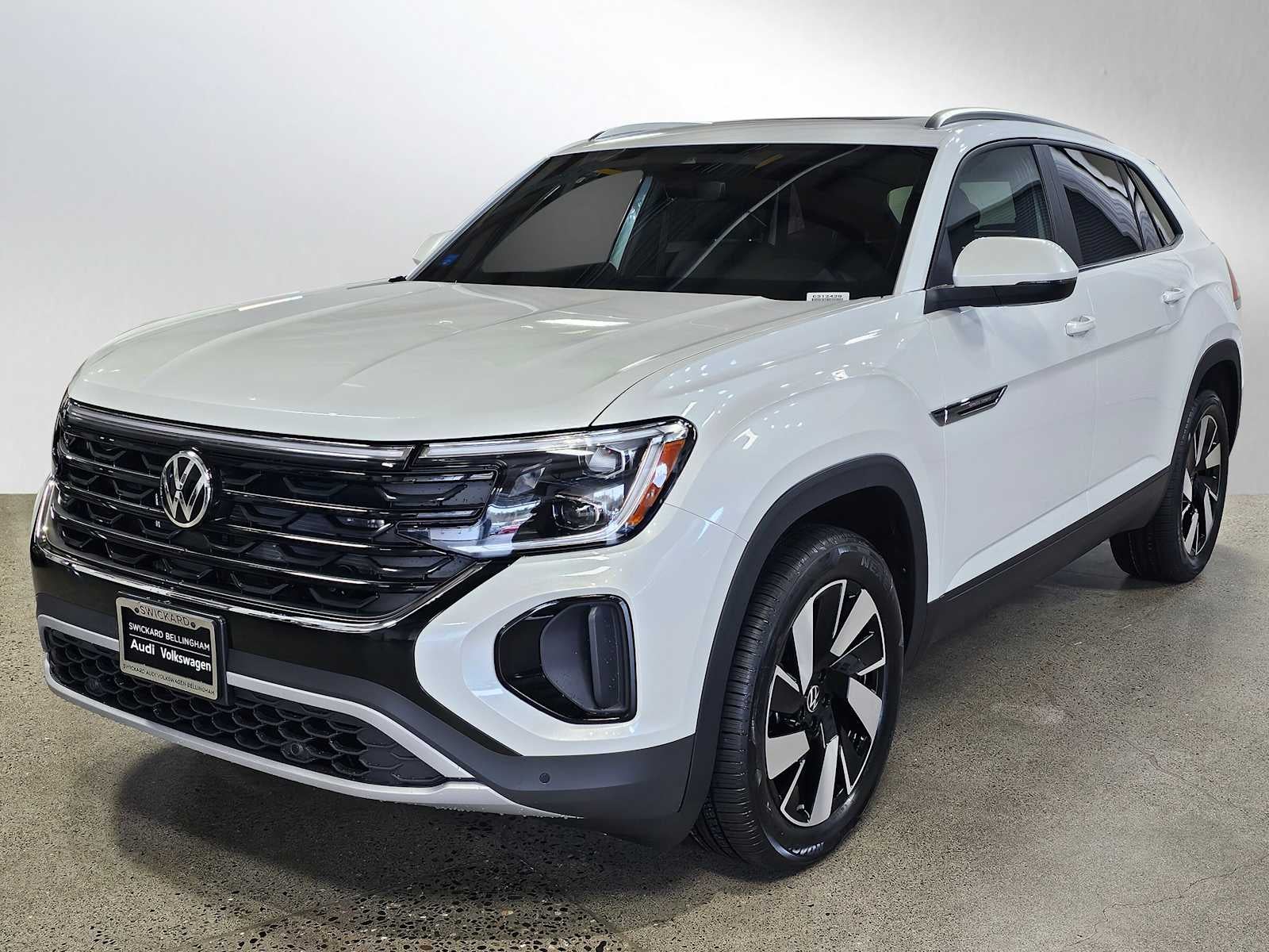 2026 Volkswagen Atlas Cross Sport 2.0T SE w/Technology 4MOTION
