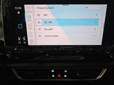 2026 Volkswagen Atlas Cross Sport 2.0T SE w/Technology 4MOTION