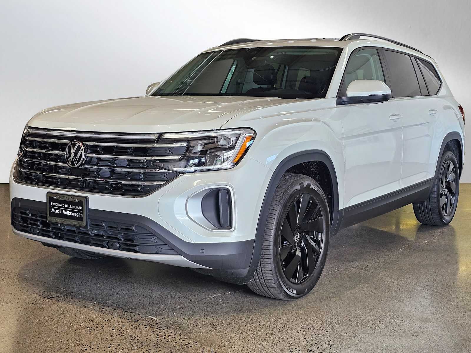 2026 Volkswagen Atlas 2.0T SE w/Technology 4MOTION