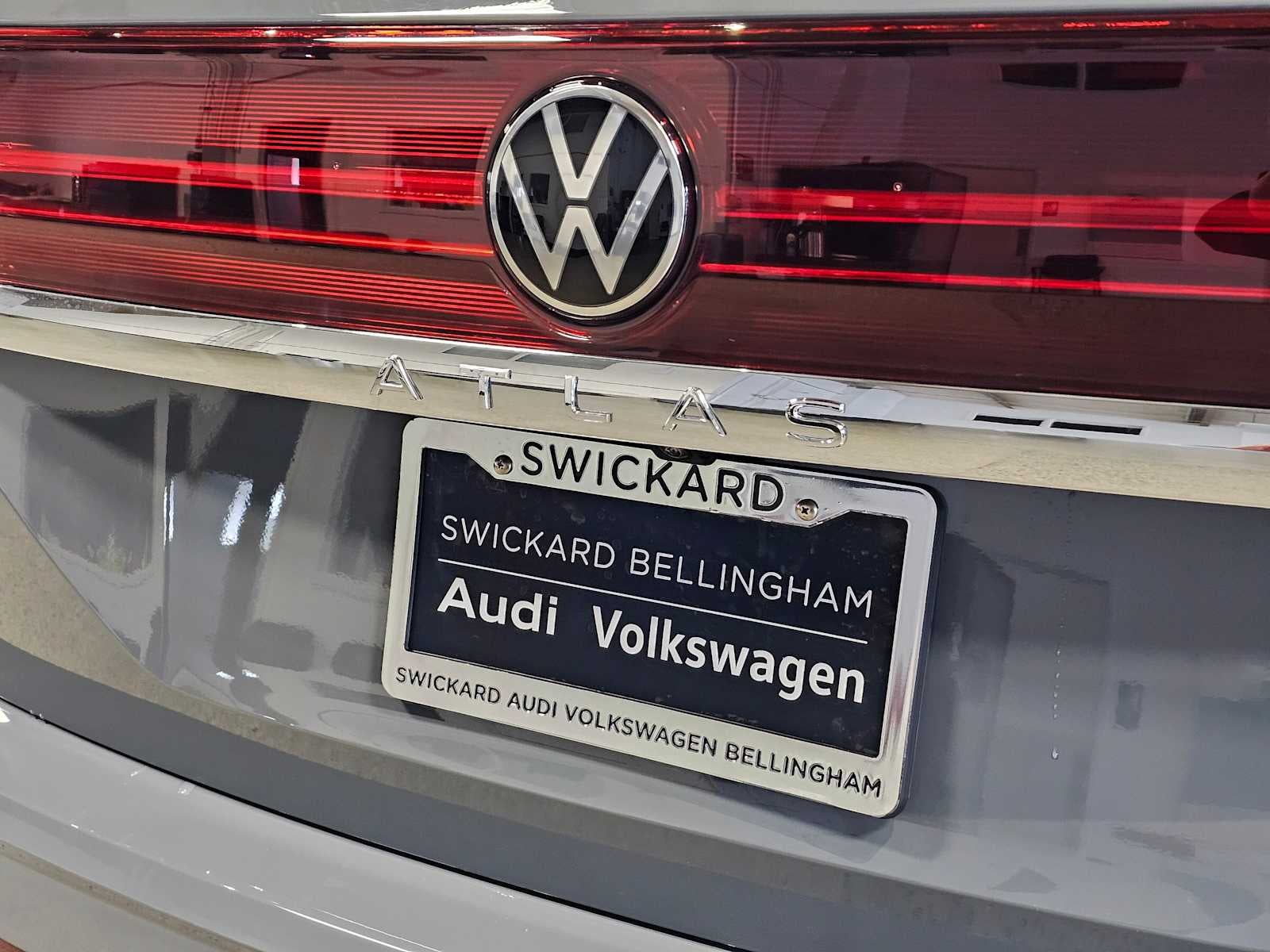 2026 Volkswagen Atlas 2.0T SE w/Technology 4MOTION