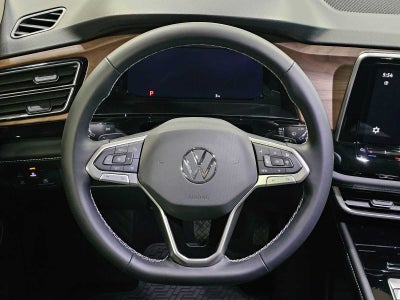 2026 Volkswagen Atlas 2.0T SE w/Technology 4MOTION