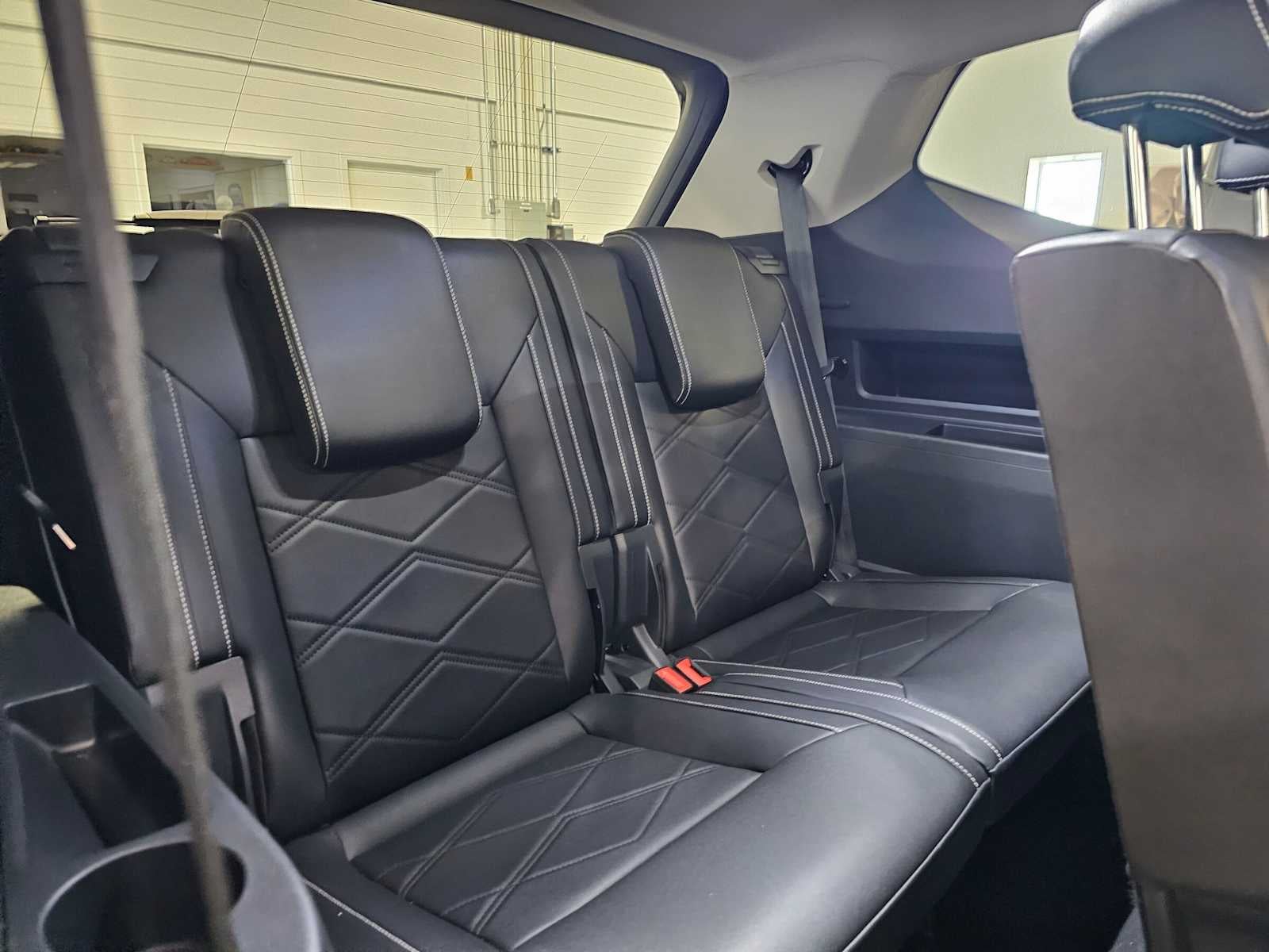 2025 Volkswagen Atlas 2.0T SE 4MOTION