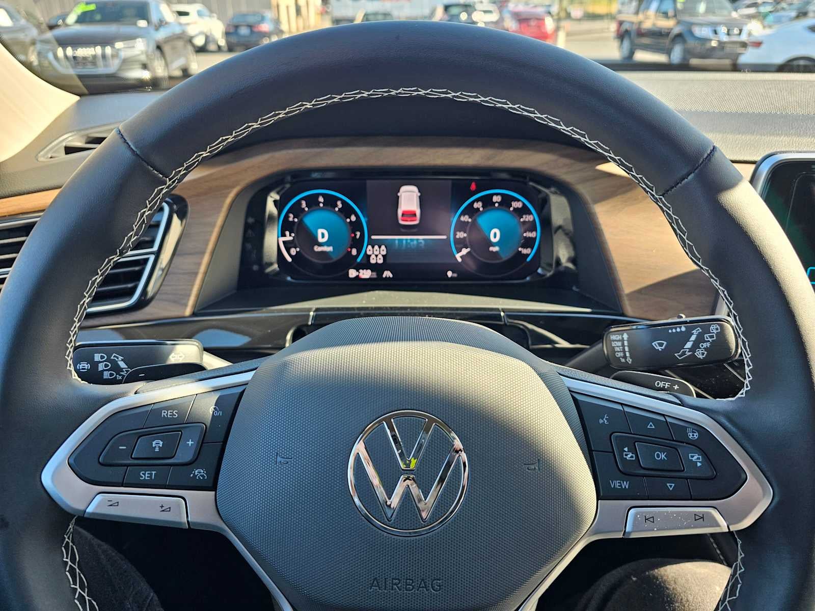 2025 Volkswagen Atlas 2.0T SE 4MOTION