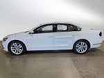 2018 Volkswagen Passat 2.0T SE w/Technology Auto