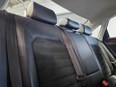 2013 Volkswagen Passat 4dr Sdn 2.0L DSG TDI SEL Premium