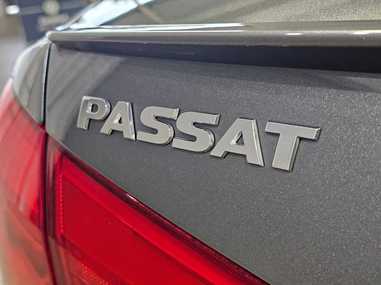 2013 Volkswagen Passat 4dr Sdn 2.0L DSG TDI SEL Premium