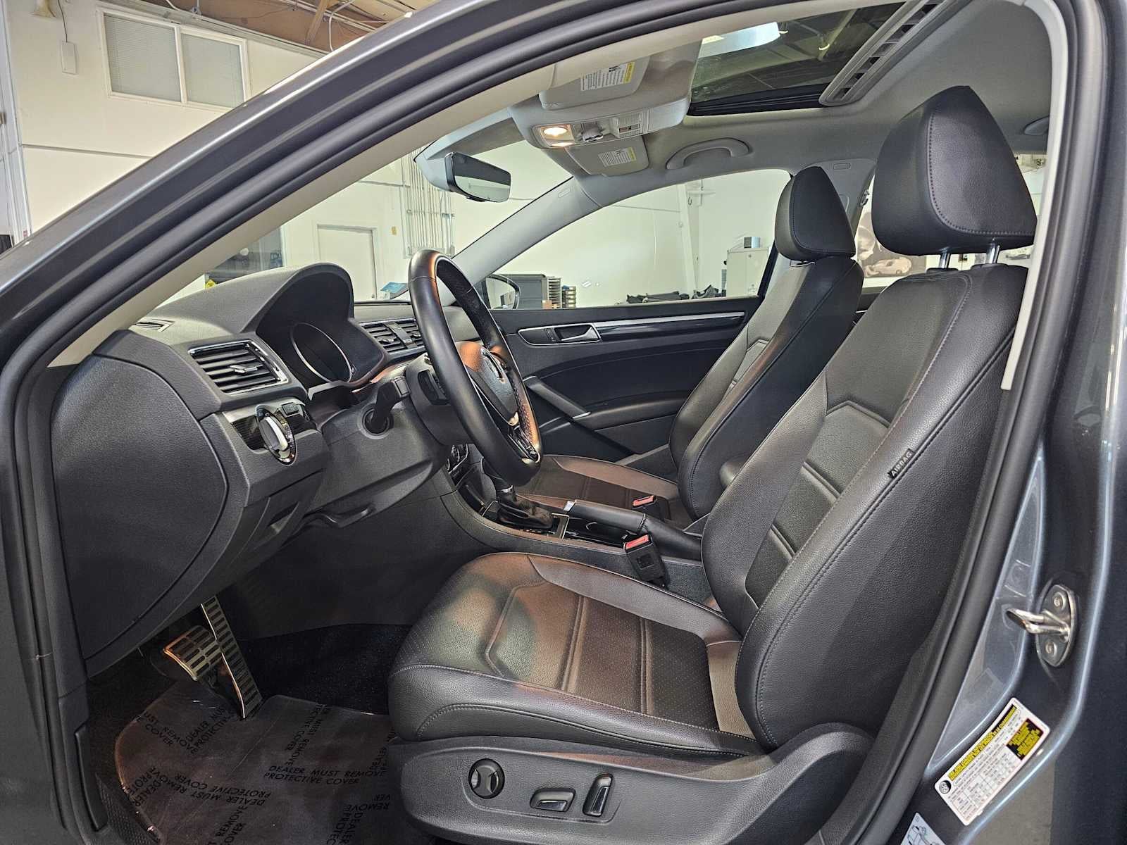 2019 Volkswagen Passat 2.0T SE R-Line