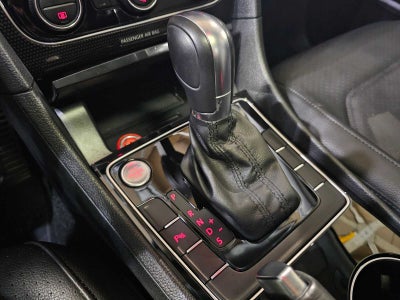 2019 Volkswagen Passat 2.0T SE R-Line