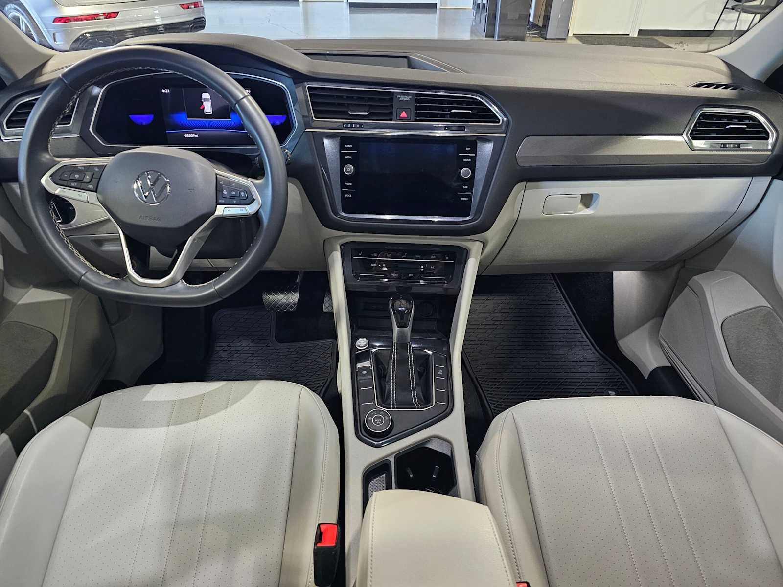 2022 Volkswagen Tiguan SE