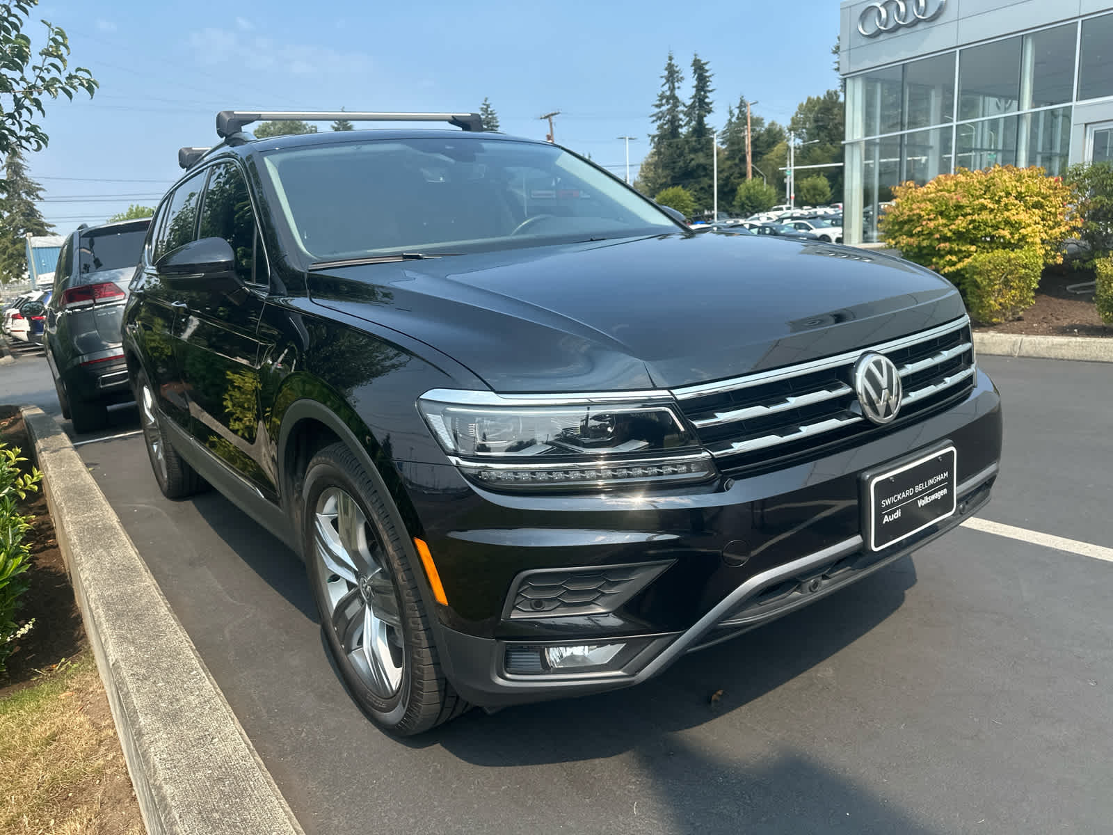 2018 Volkswagen Tiguan 2.0T SEL Premium 4MOTION