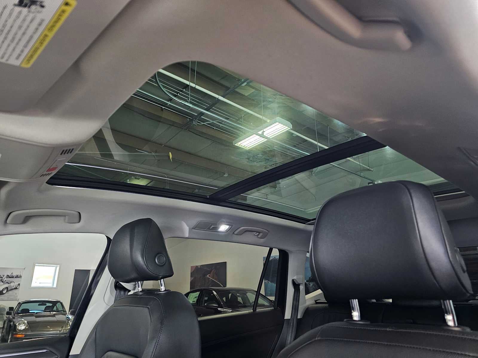 2018 Volkswagen Tiguan SEL Premium