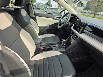 2025 Volkswagen Taos SEL 4MOTION