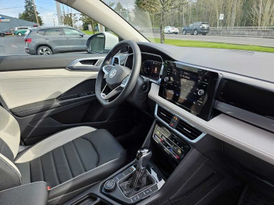 2025 Volkswagen Taos SEL 4MOTION