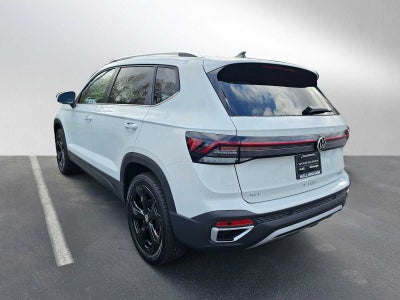 2025 Volkswagen Taos SEL 4MOTION