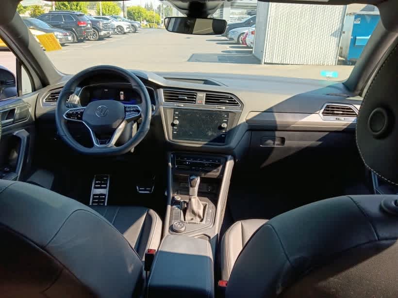 2023 Volkswagen Tiguan 2.0T SE R-Line Black 4MOTION
