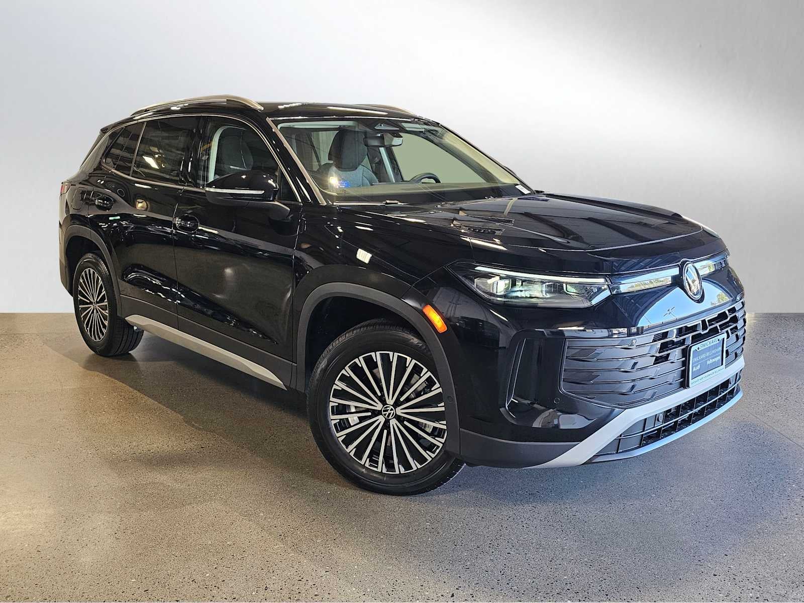 2025 Volkswagen Tiguan 2.0T S 4MOTION