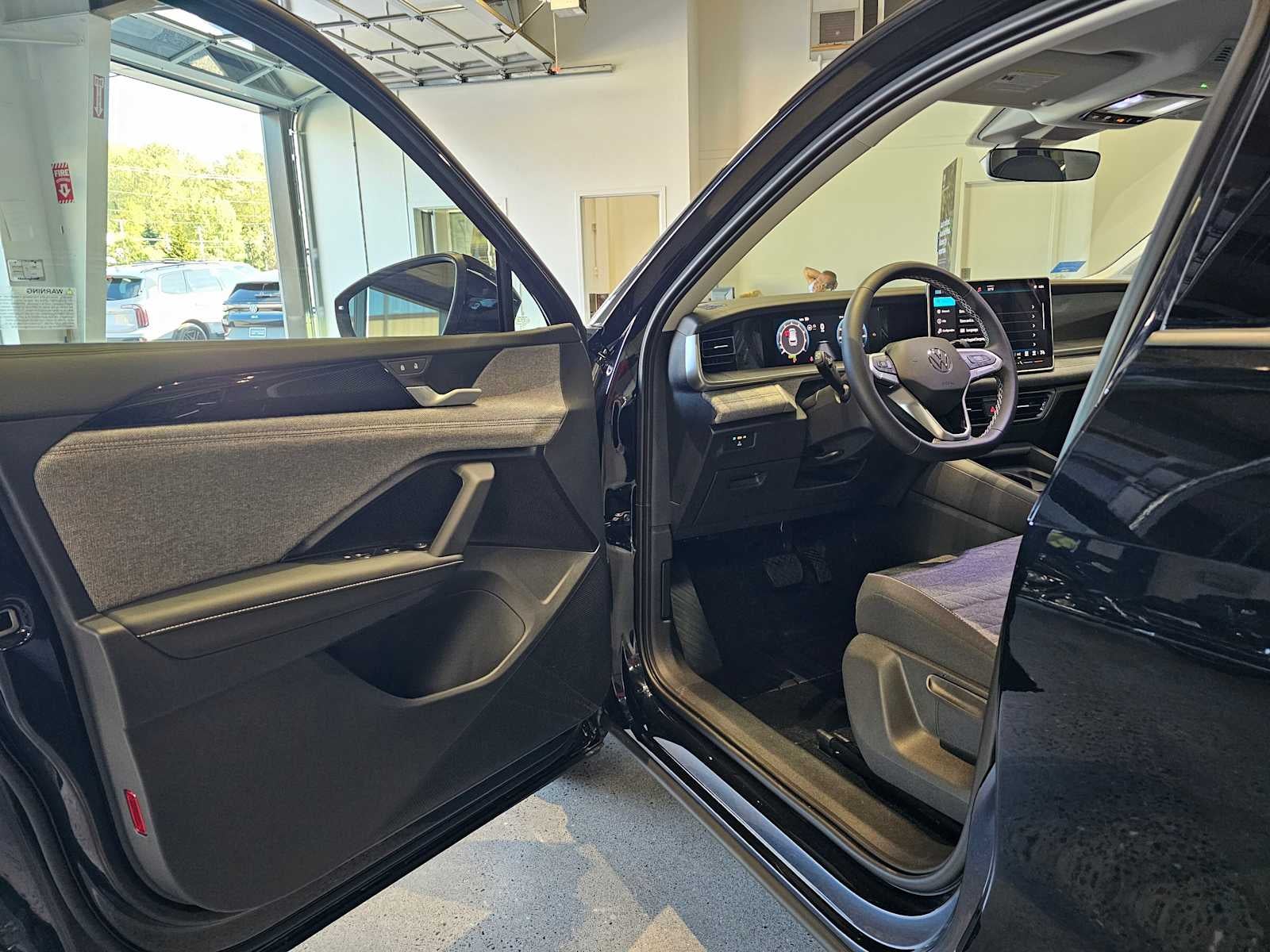 2025 Volkswagen Tiguan 2.0T S 4MOTION