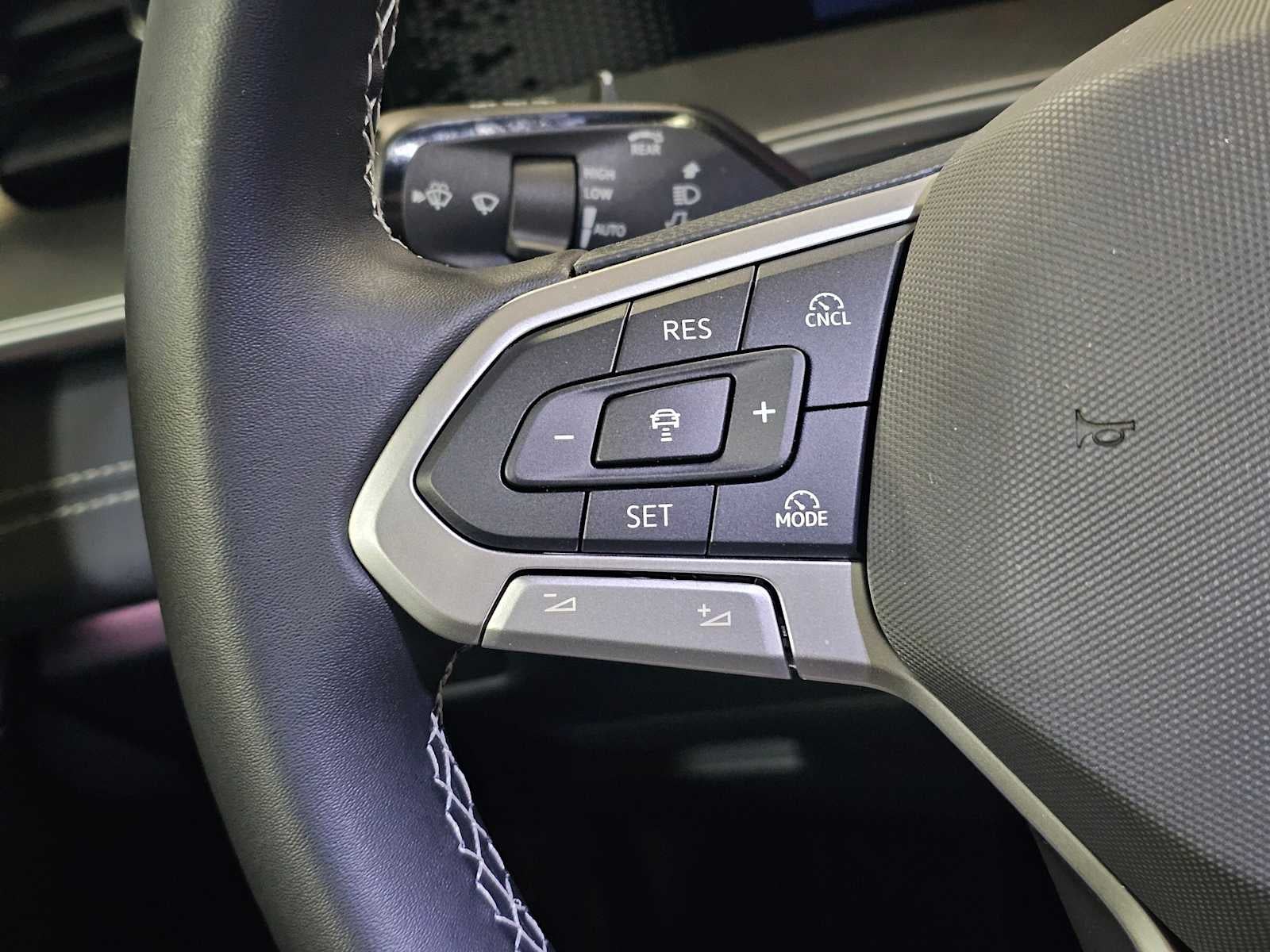 2026 Volkswagen Tiguan 2.0T SE 4MOTION