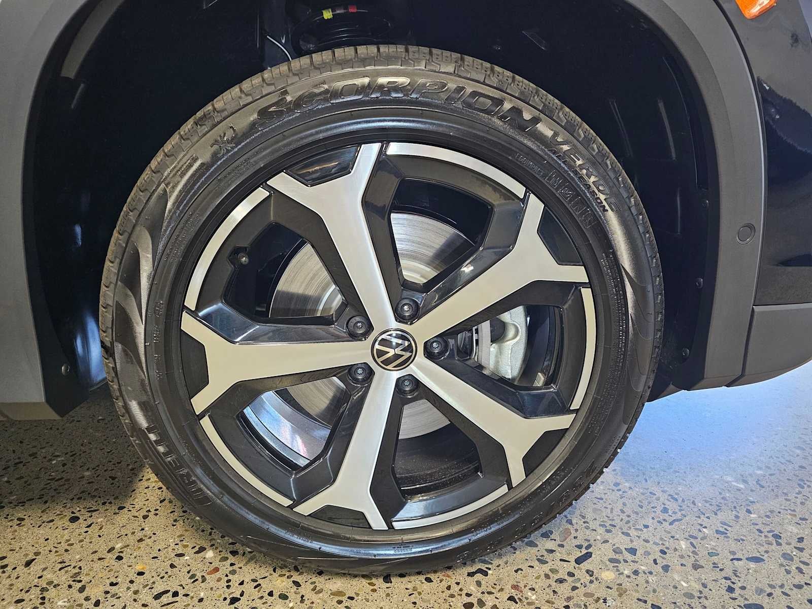 2026 Volkswagen Tiguan SE