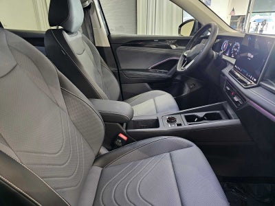 2025 Volkswagen Tiguan 2.0T SE FWD