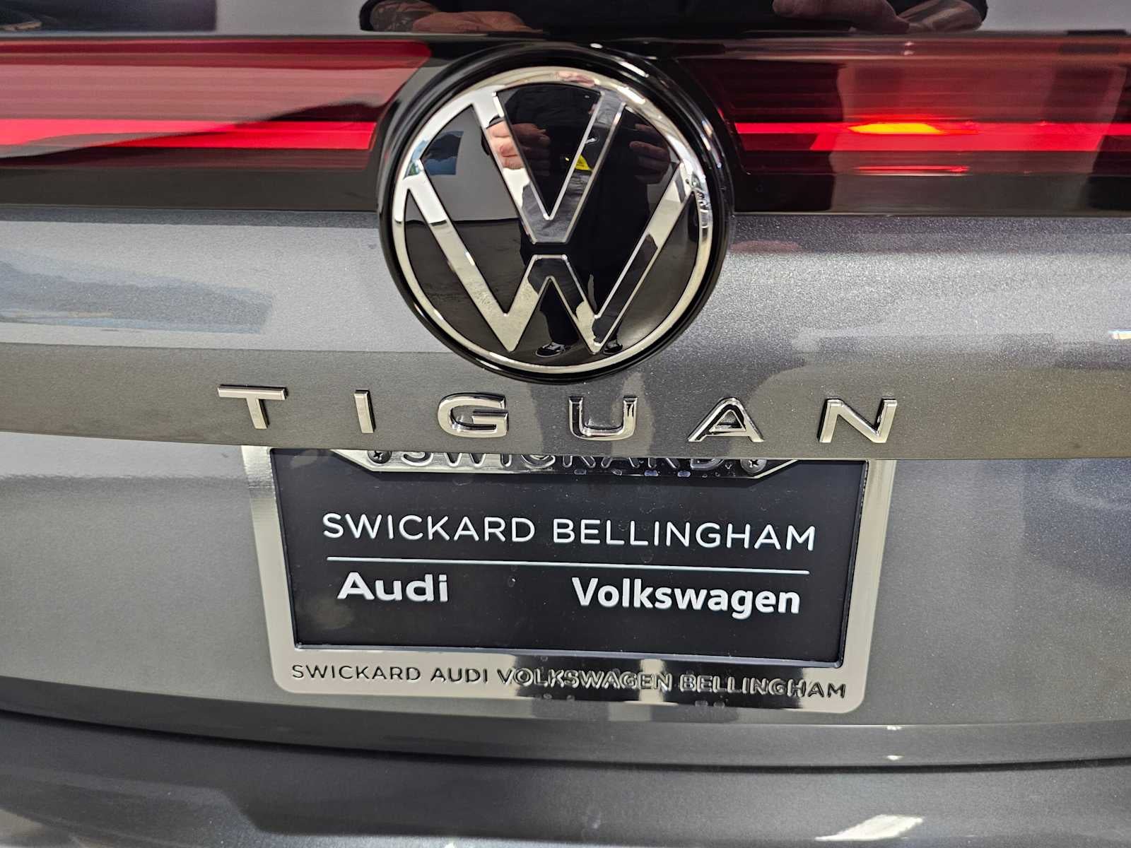 2025 Volkswagen Tiguan 2.0T SE FWD