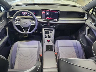 2026 Volkswagen Tiguan 2.0T SE R-Line Black 4MOTION