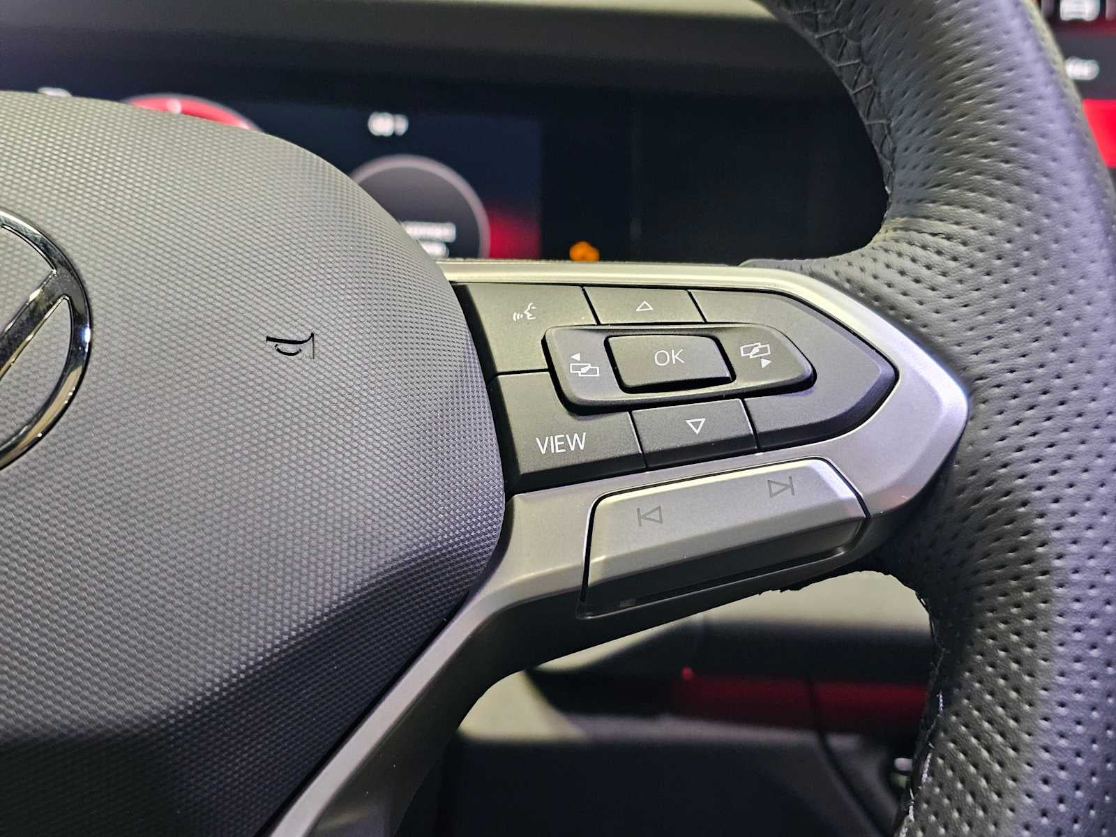 2026 Volkswagen Tiguan 2.0T SE R-Line Black 4MOTION