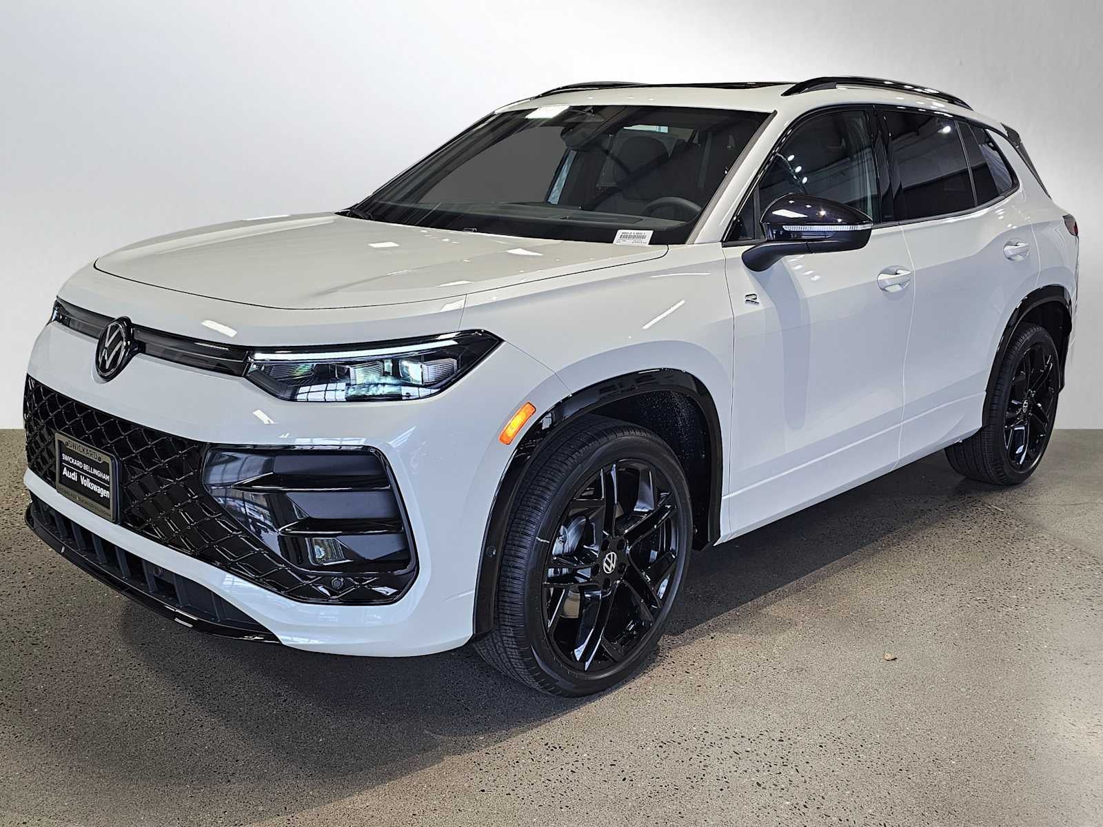 2026 Volkswagen Tiguan 2.0T SE R-Line Black 4MOTION