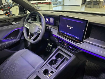 2026 Volkswagen Tiguan 2.0T SE R-Line Black 4MOTION