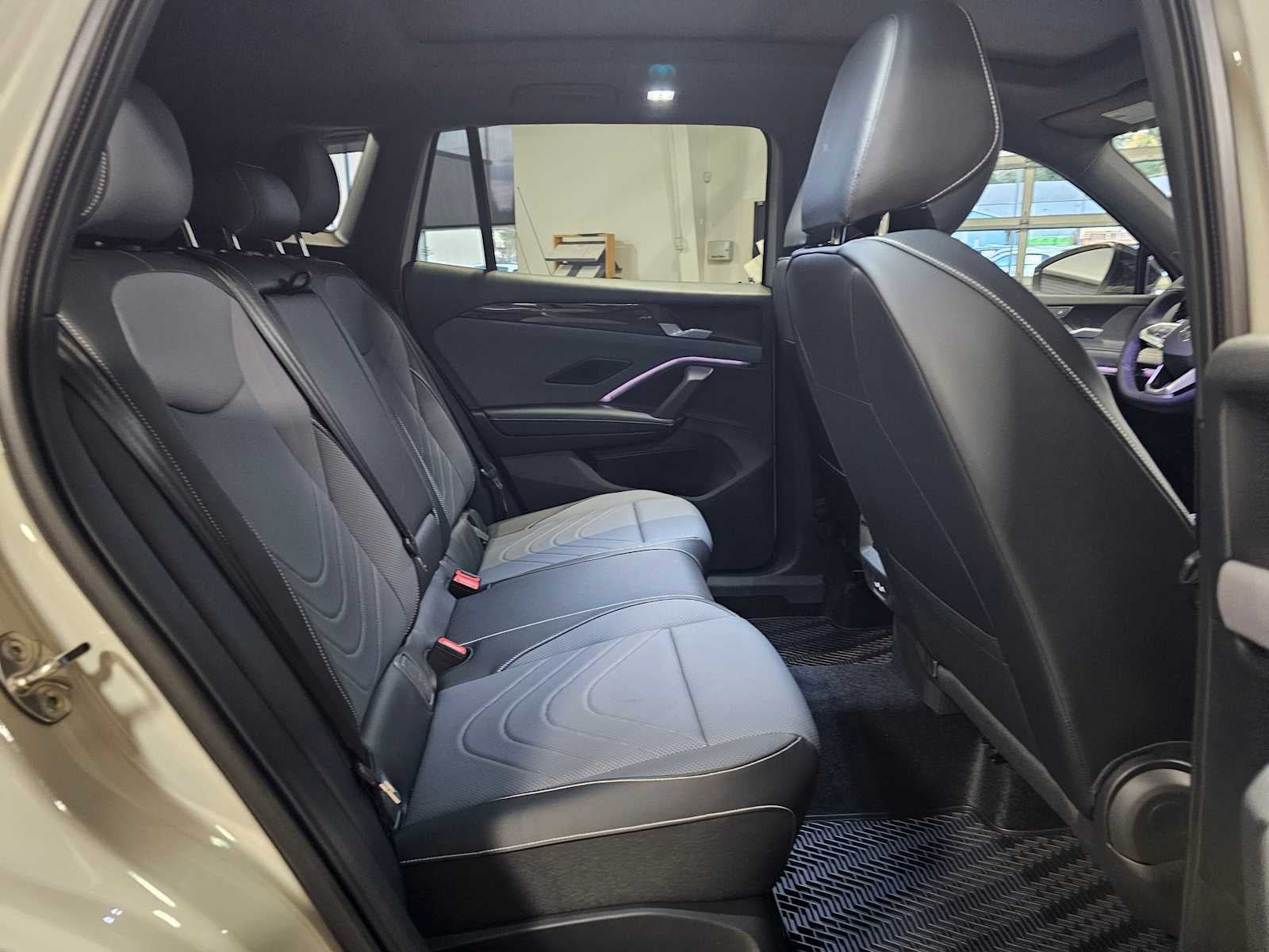 2026 Volkswagen Tiguan 2.0T SE R-Line Black 4MOTION