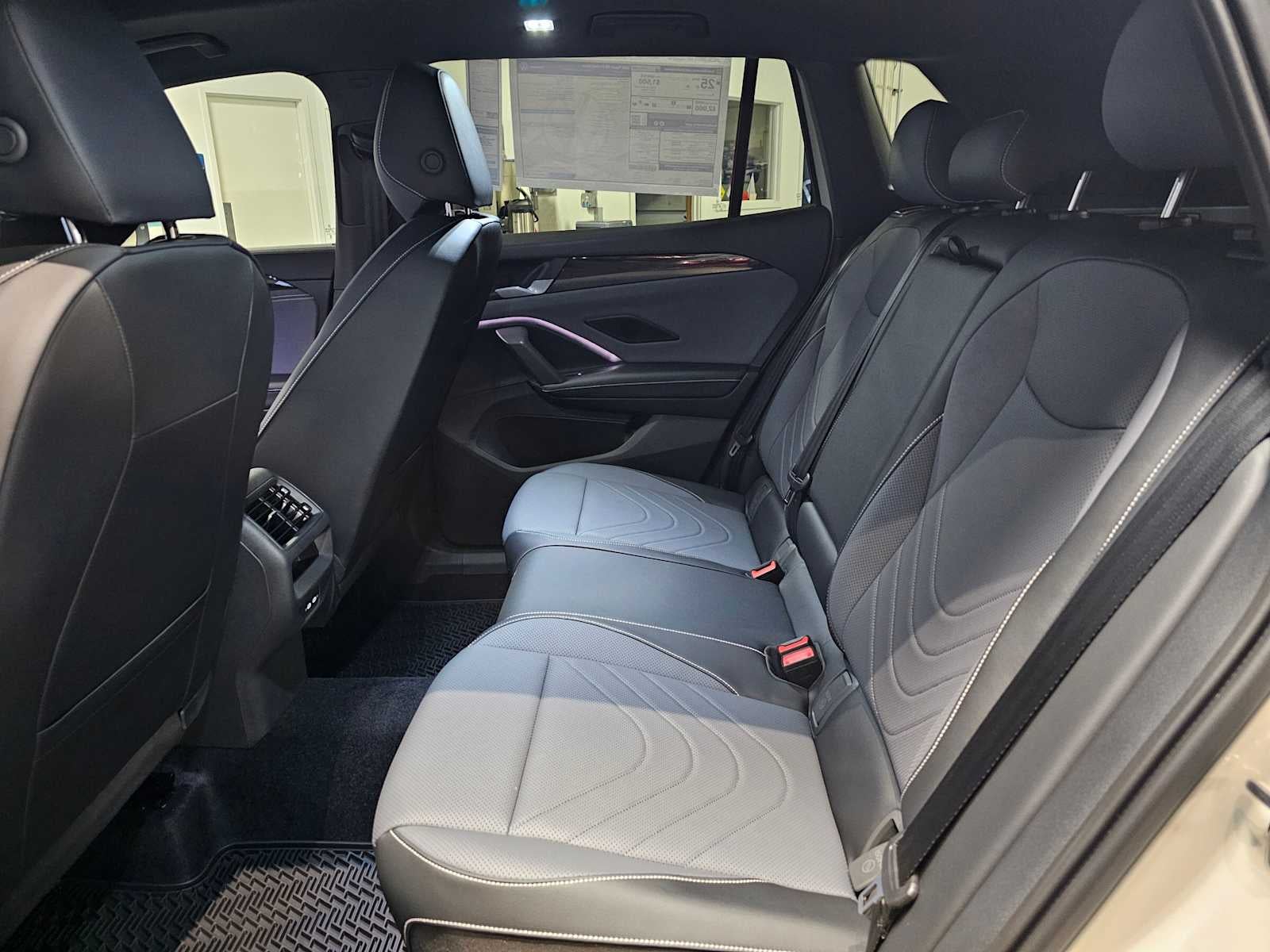 2026 Volkswagen Tiguan 2.0T SE R-Line Black 4MOTION