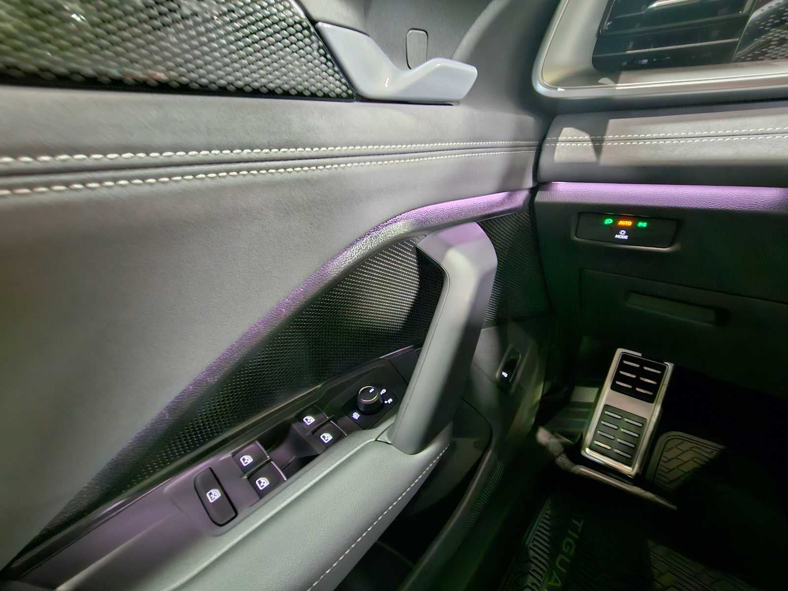 2026 Volkswagen Tiguan 2.0T SE R-Line Black 4MOTION