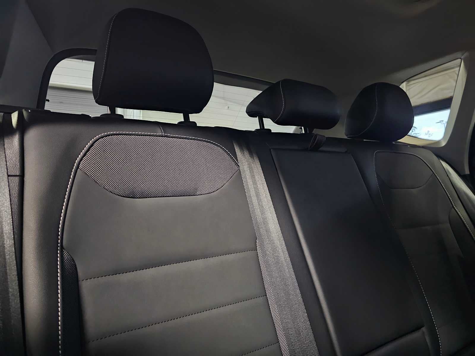 2022 Volkswagen Taos SE 4MOTION