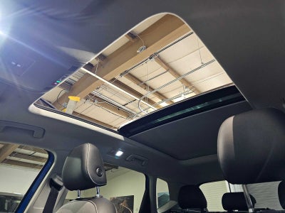 2022 Volkswagen Taos SE 4MOTION