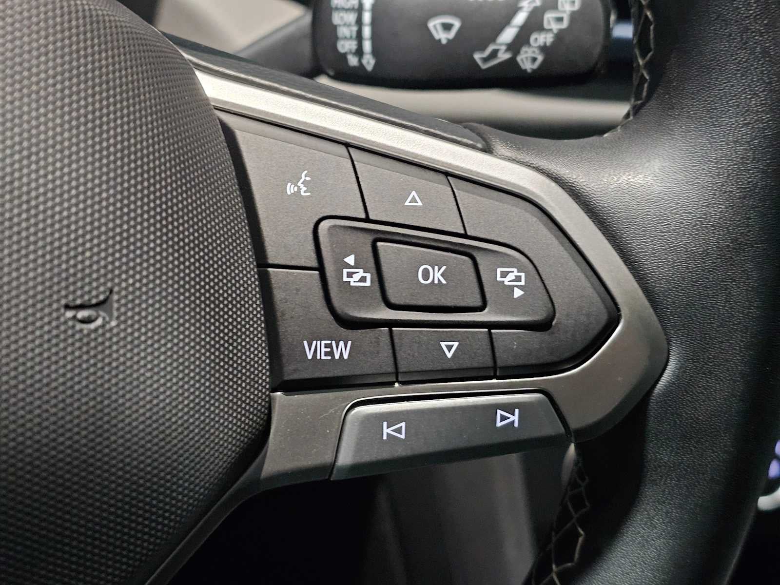 2022 Volkswagen Taos SE 4MOTION