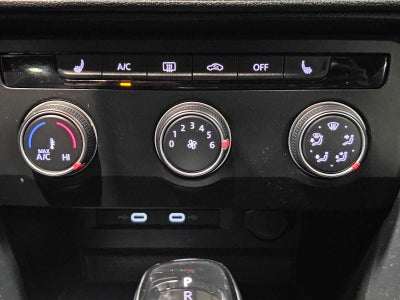 2022 Volkswagen Taos SE 4MOTION