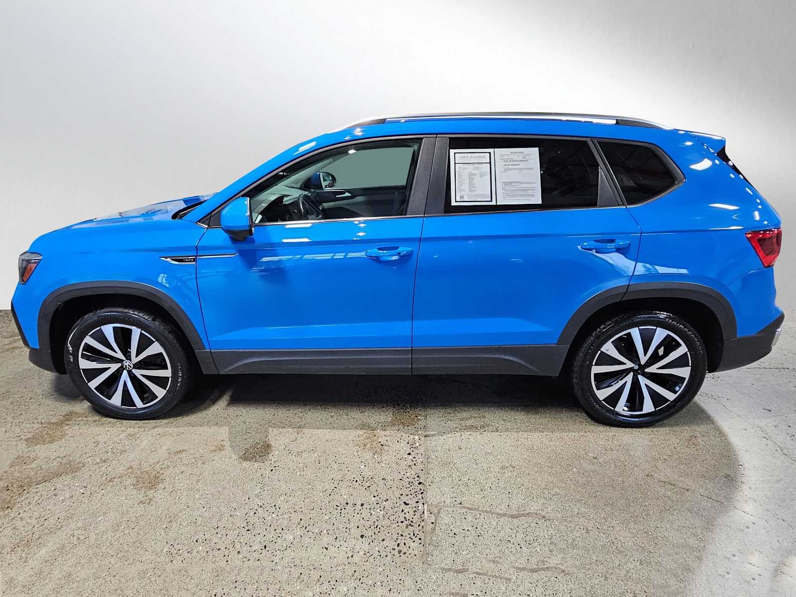 2022 Volkswagen Taos SE 4MOTION