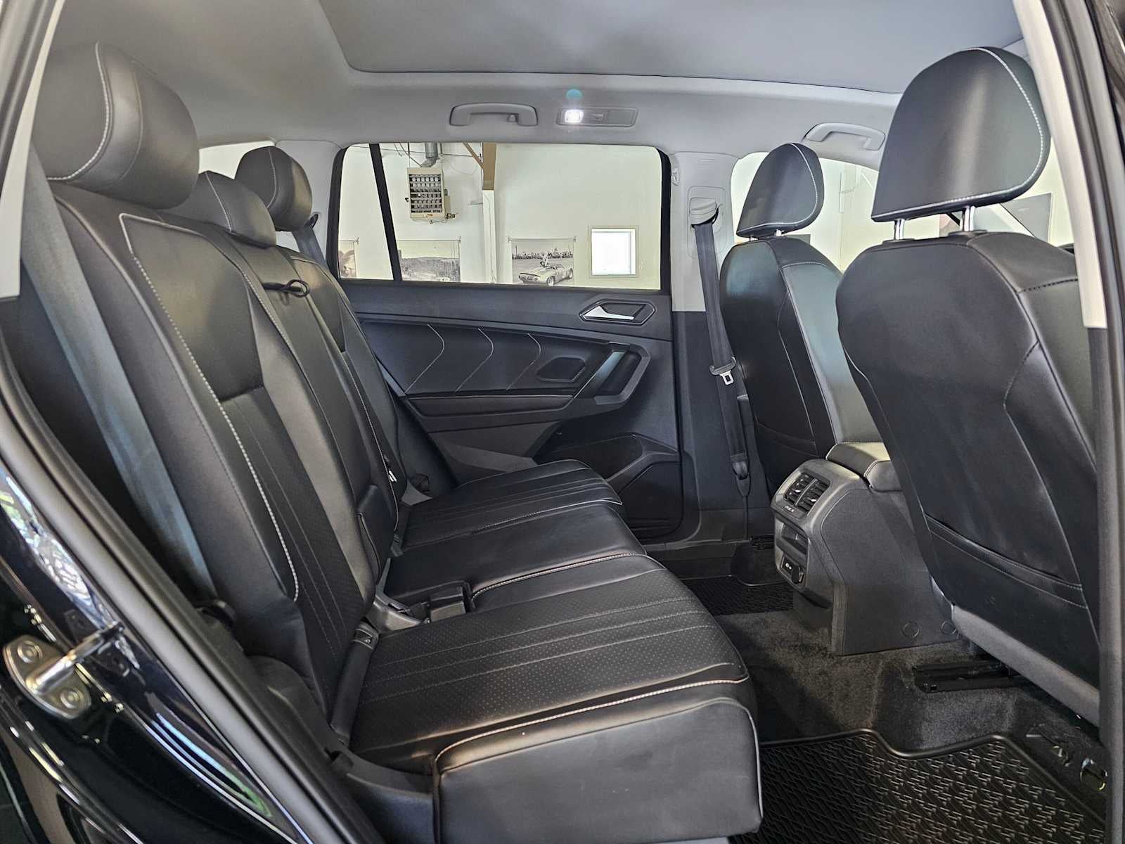 2024 Volkswagen Tiguan 2.0T SE 4MOTION