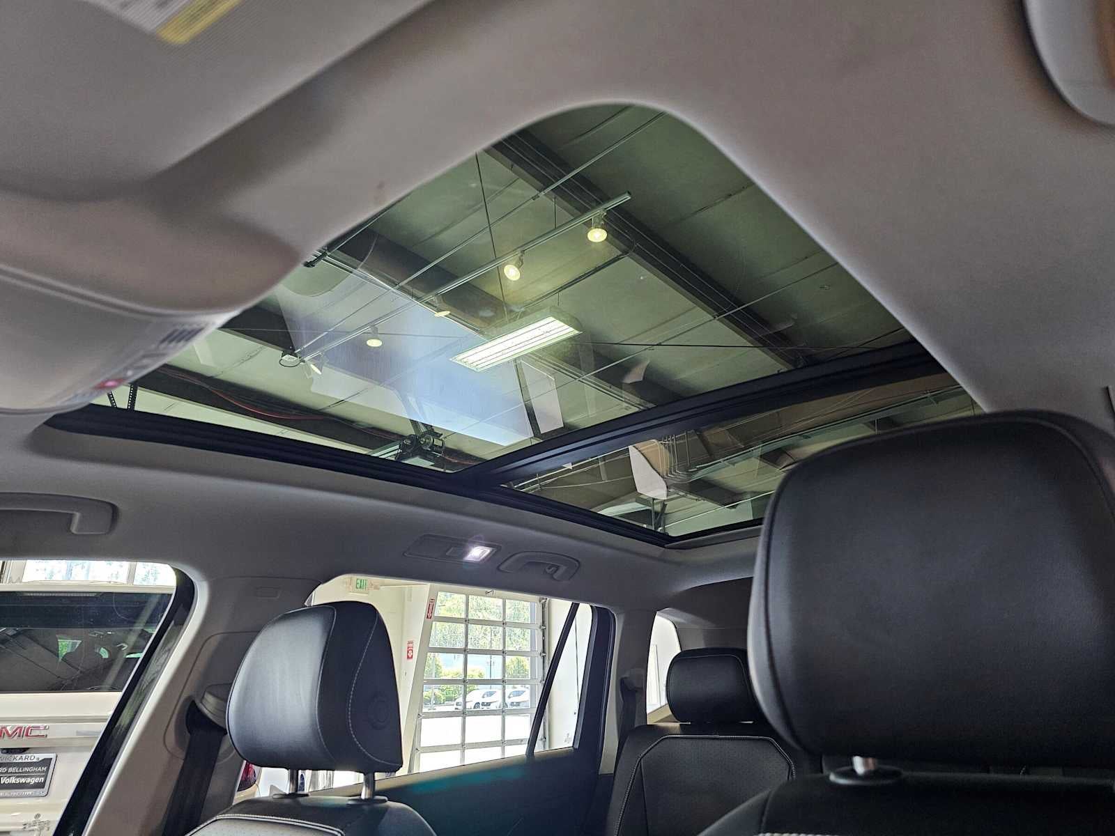 2024 Volkswagen Tiguan 2.0T SE 4MOTION