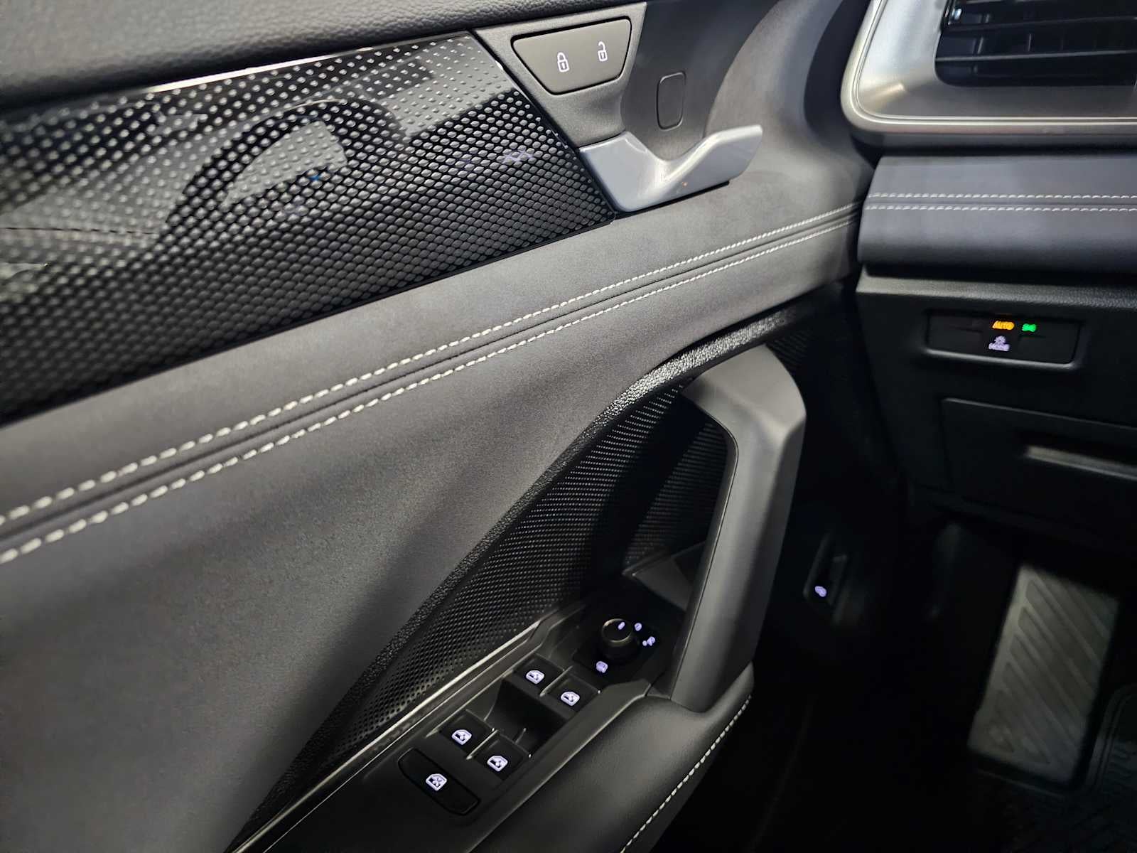 2026 Volkswagen Tiguan 2.0T SE 4MOTION