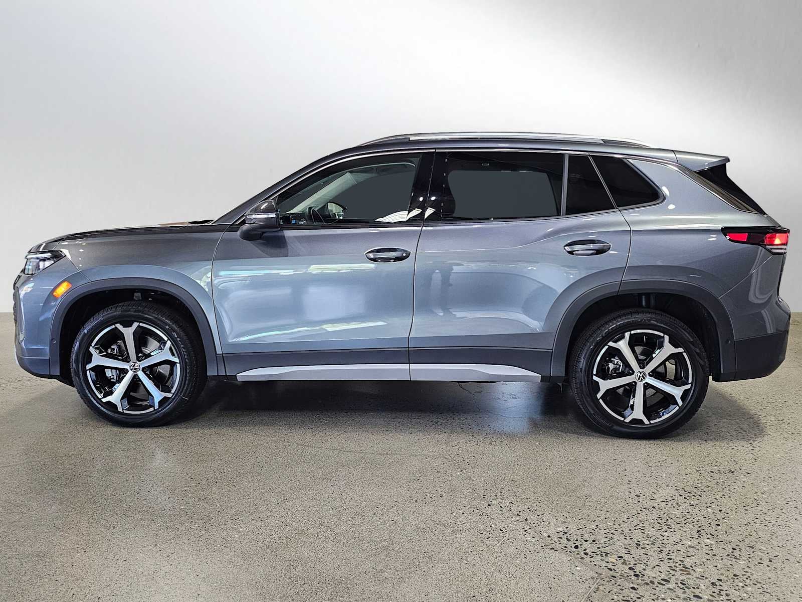 2026 Volkswagen Tiguan 2.0T SE 4MOTION