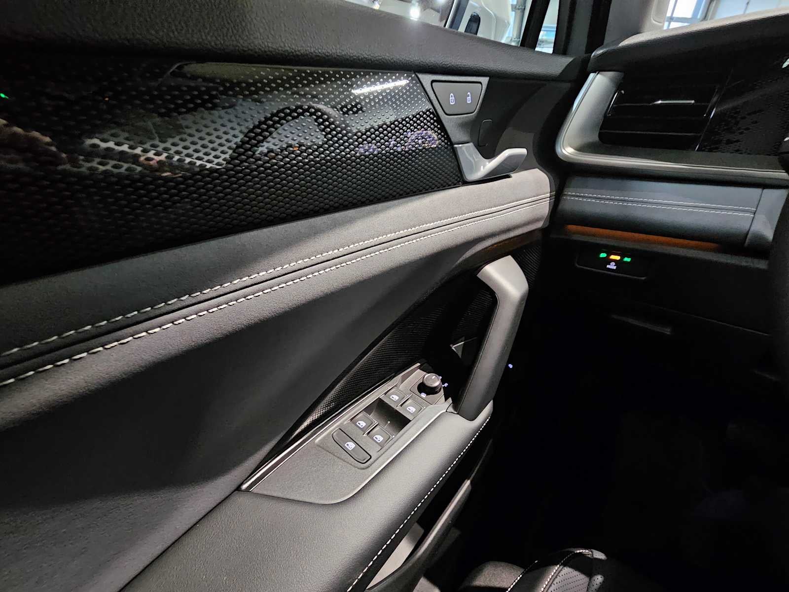 2026 Volkswagen Tiguan 2.0T SE 4MOTION