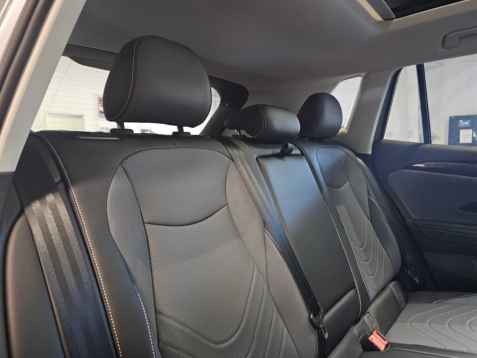 2026 Volkswagen Tiguan SE 4MOTION