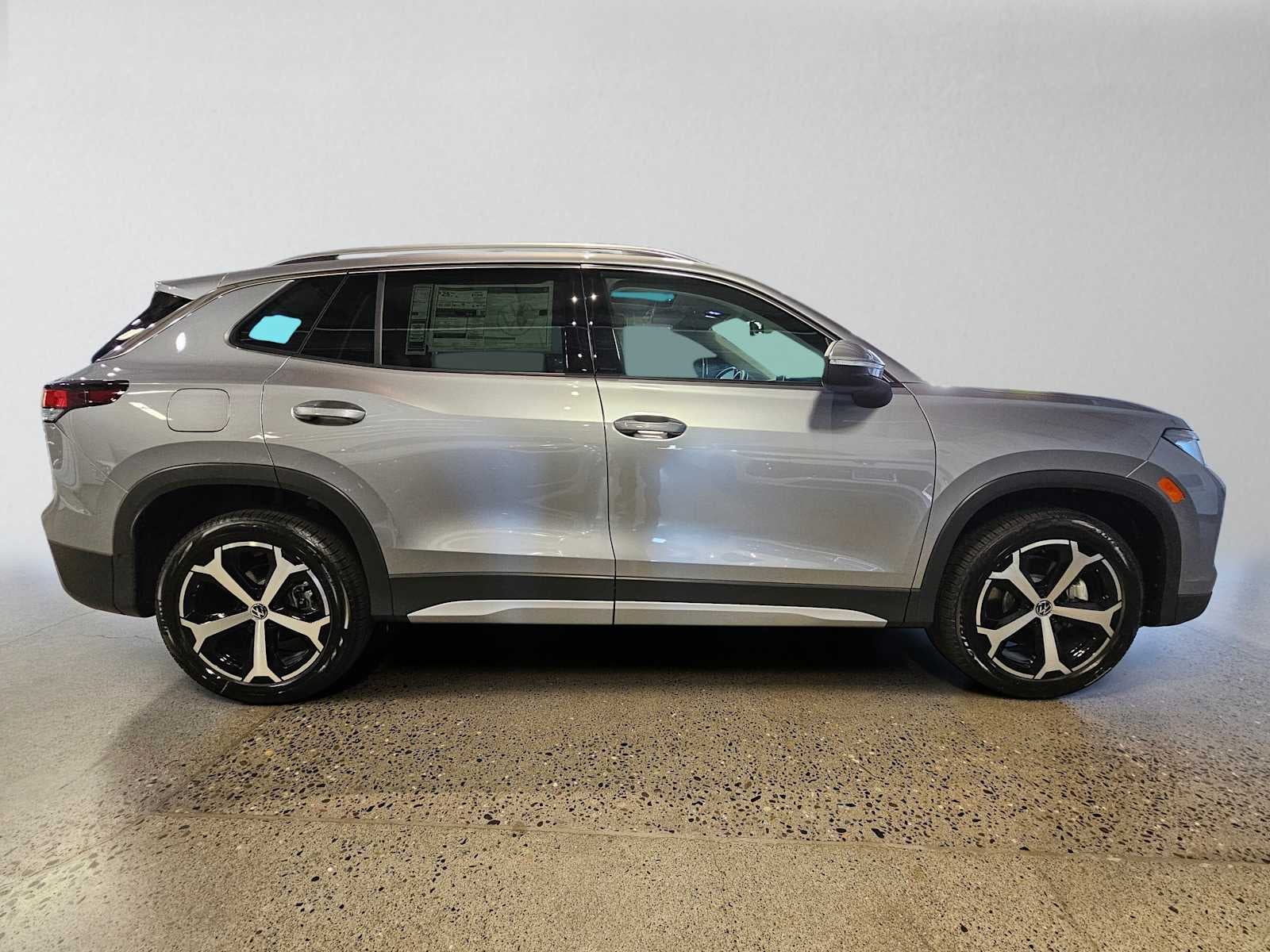 2026 Volkswagen Tiguan SE 4MOTION