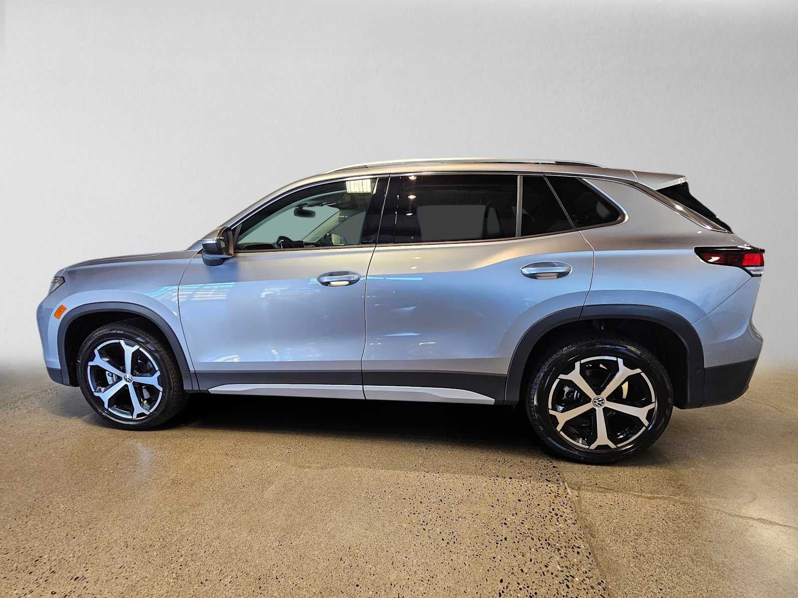 2026 Volkswagen Tiguan SE 4MOTION