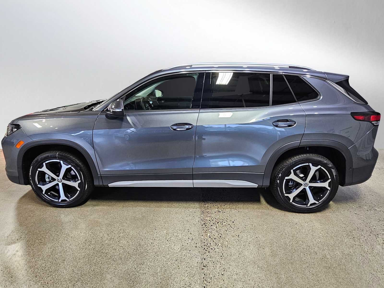 2026 Volkswagen Tiguan 2.0T SE 4MOTION