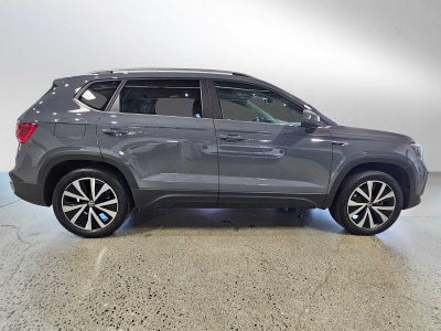 2023 Volkswagen Taos SE 4MOTION *Ltd Avail*