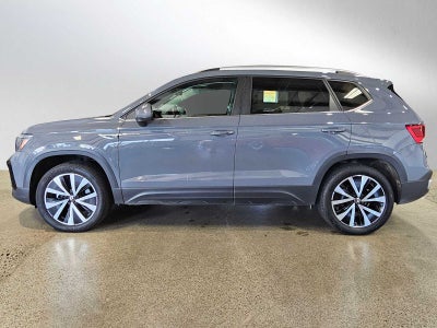 2023 Volkswagen Taos SE 4MOTION *Ltd Avail*